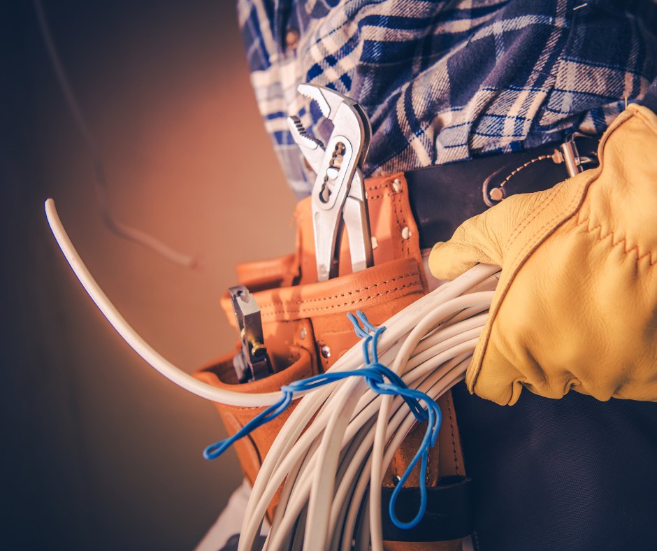 Ceinture à outils d'électricien et couronne de câble